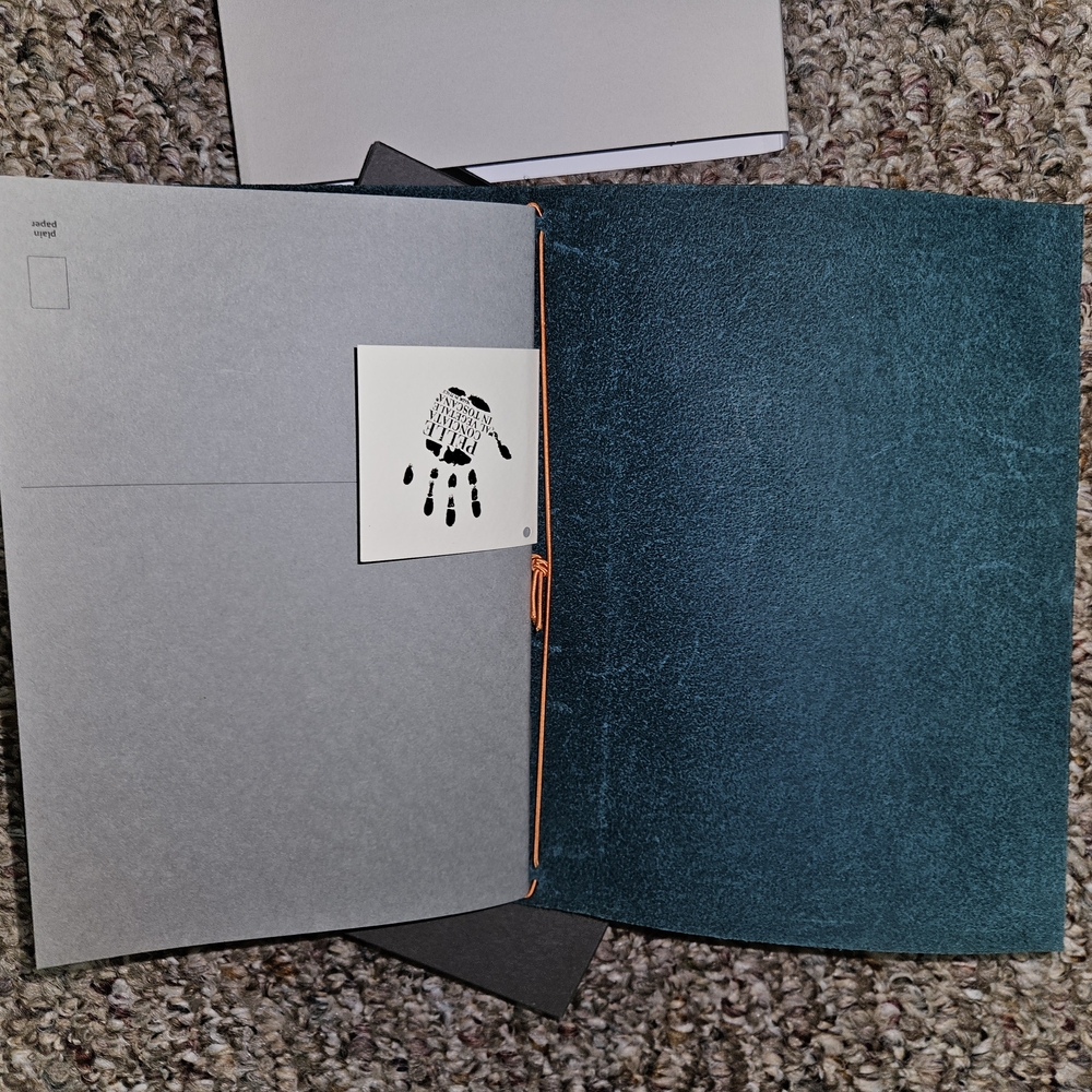 Paper Republic Grand Voyager XL Petrol Blue - Picture 3 of 4